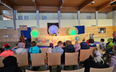 Dezember 2025 – Bühne und Bastelzauber